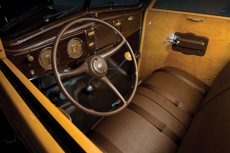  Ford Standard Station Wagon 1939 года  (фото 8 из 9)